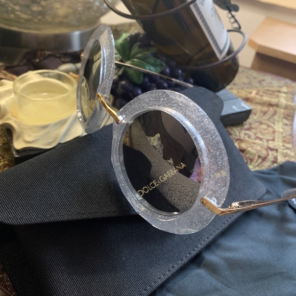 SOLD⛔️Authentic DOLCE & GABBANA 50 round Glitter Acetate metal sunglasses - Picture 4 of 11